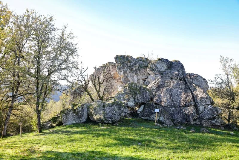 Randonnée Sentier de découverte du Moulenc — Mont-Roc