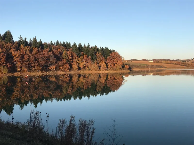 Randonnée Sentier de la retenue de Briax · Belcastel