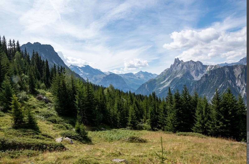 Randonnée Circuit des Montagnettes du Planay : sur les traces de la vie agropastorale d'antan — Planay