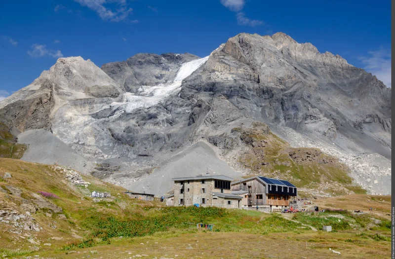 Randonnée Tour de l'Aiguille de la Vanoise par le Col de la Vanoise : itinéraire historique au pied de la Grande Casse — Pralognan-la-Vanoise