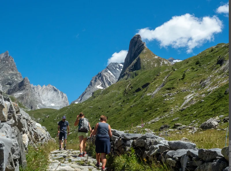 Randonnée Route du sel et des fromages : itinéraire historique en Vanoise — Pralognan-la-Vanoise