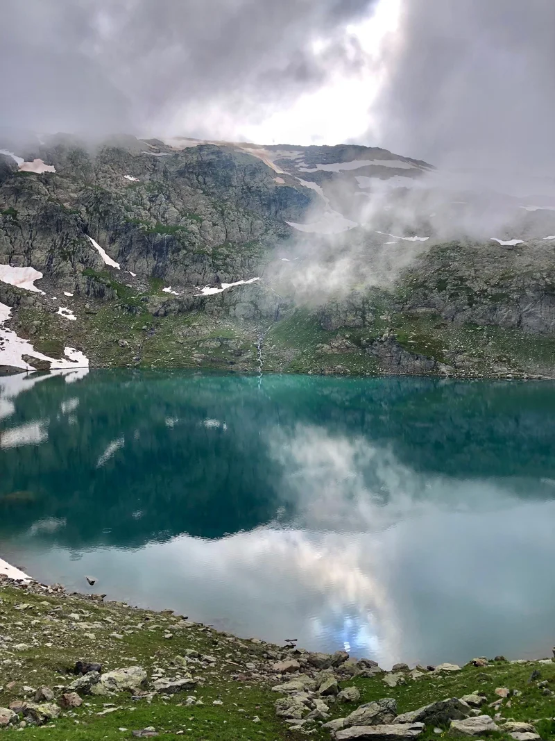 Randonnée Le Lac Bramant et le Lac Blanc par le Col de la Croix de Fer — Saint-Sorlin-d'Arves