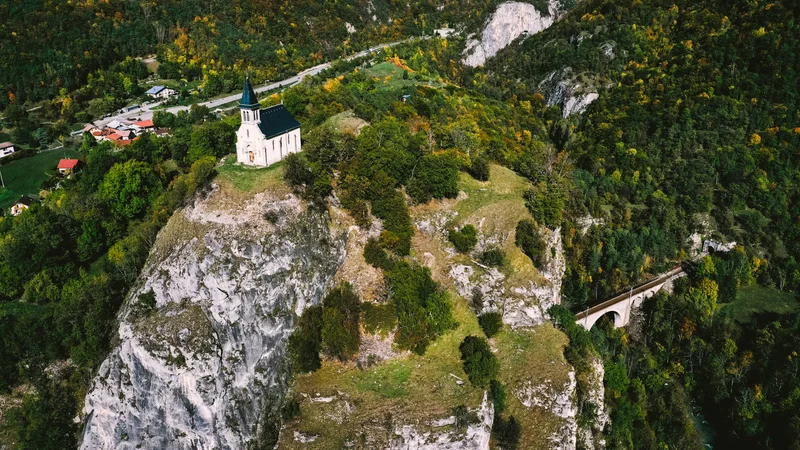 Randonnée La chapelle Saint-Jacques — Pomblière
