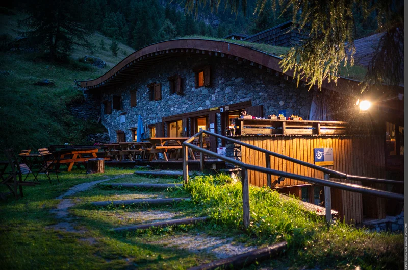 Randonnée Du refuge de Rosuel au refuge d'Entre le Lac — Peisey-Nancroix