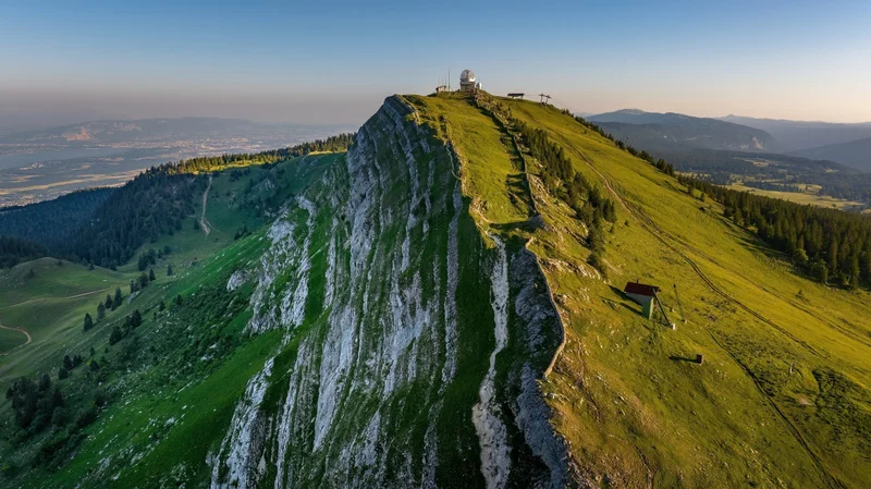 Sommet de la Dôle · © UpDrone/Jura Tourisme · Droits d'auteur