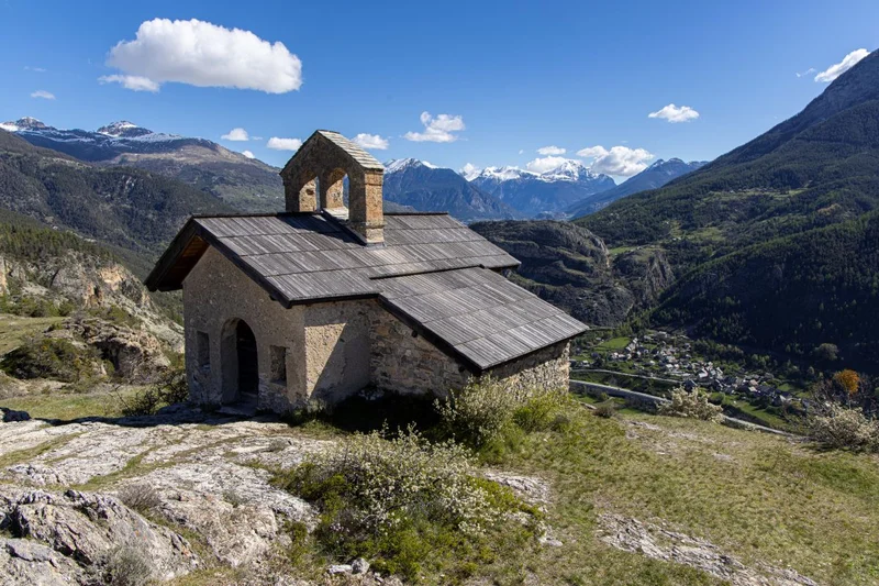 Chapelle Sainte Hippolyte à Bouchier · © Thierry Maillet - Parc national des Ecrins · Droits d'auteur