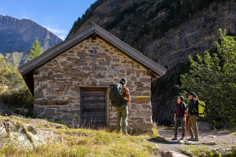 Chapelle Saint-Marcellin · © Kinaphoto - Parc national des Ecrins · Droits d'auteur