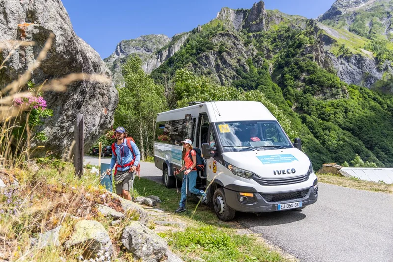 © Thibaut Blais - Parc national des Ecrins · Autorisation avec conditions
