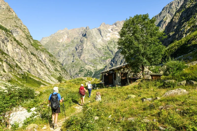 La cabane de Châtellerat · © Xavier_and_Caroline - Parc national des Ecrins · Droits d'auteur