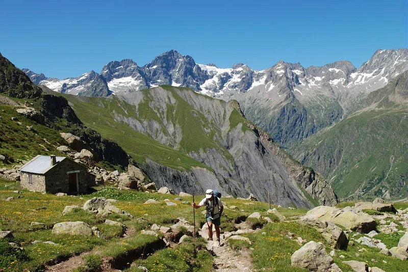 La cabane de berger de Vallonpierre sur le GR54 · © Dominique Vincent - PNE
