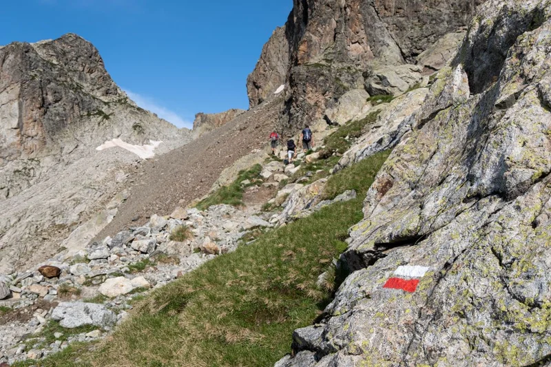 Montée vers le Pas de l'Olan · © Mireille Coulon - Parc national des Ecrins