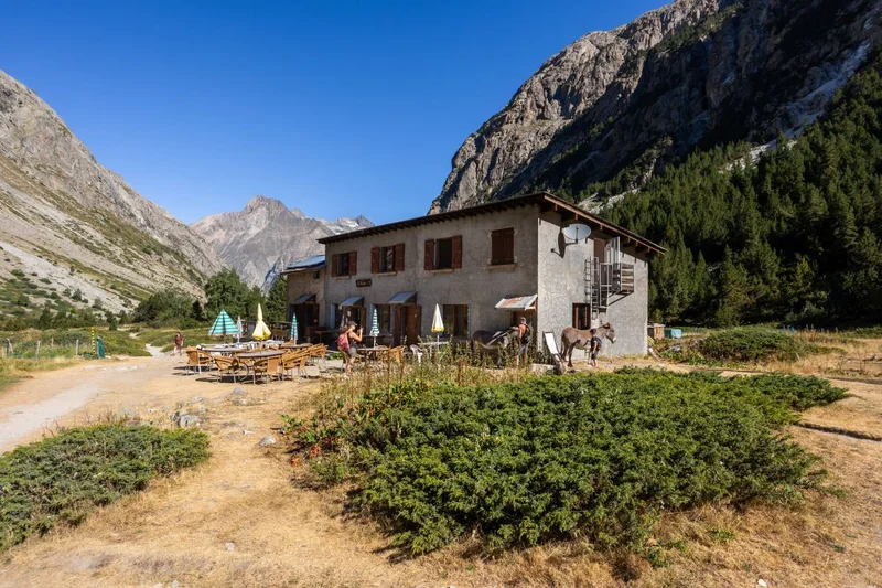 Refuge du Carrelet · © Kinaphoto - Parc national des Ecrins