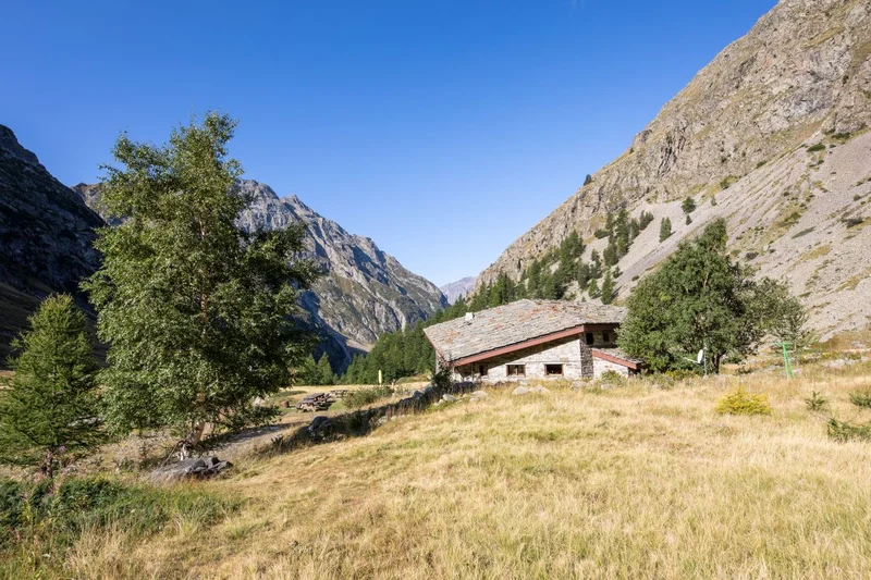 Refuge du Pré de la Chaumette · © Thibaut Blais - Parc national des Ecrins · Droits d'auteur