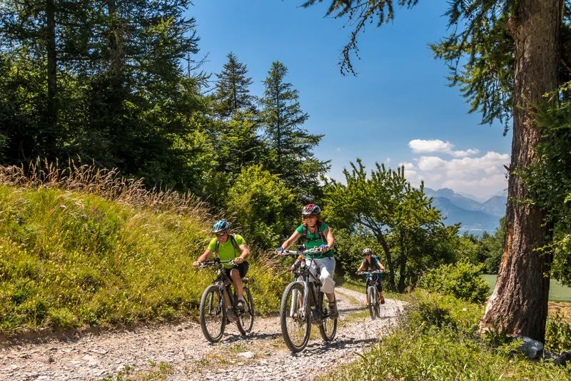 A VTT dans sur le tour du Champsaur · © Bertrand Bodin - Parc national des Ecrins