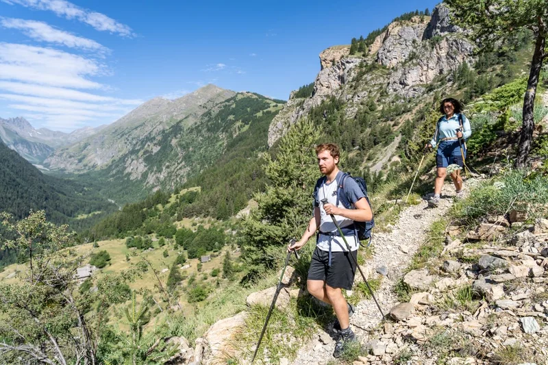 Col de la Pousterle - Vue sur le vallon du Fournel · © OT Pays des Ecrins - Rogier van Rijn