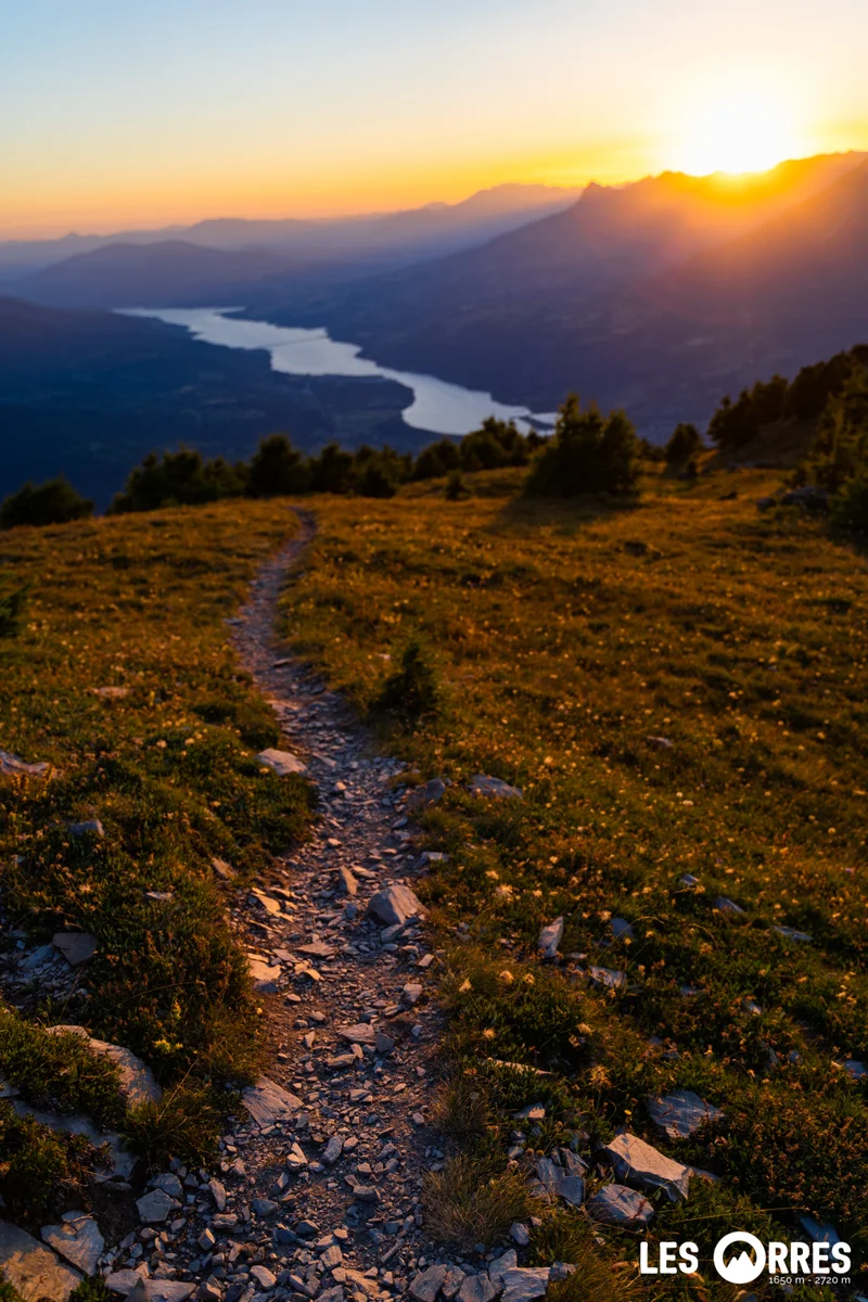 Coucher de soleil sur le lac · © Willy Camus