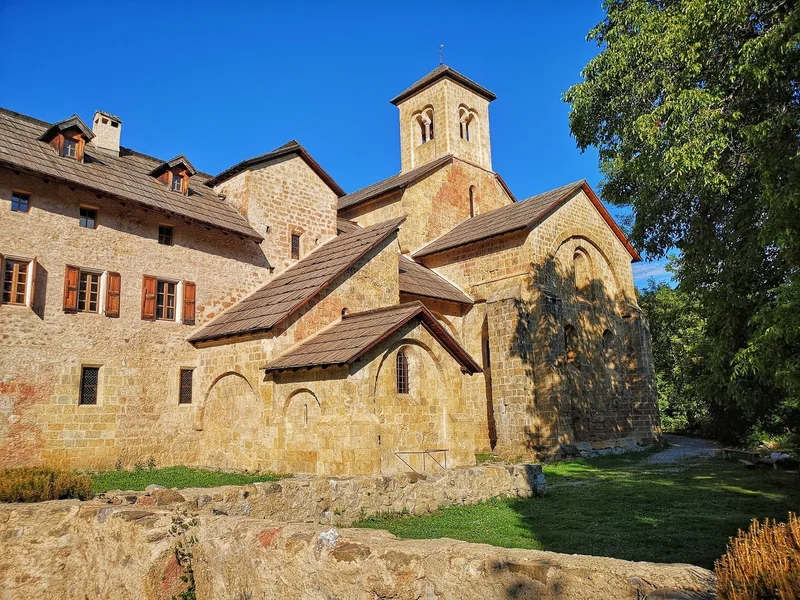 Abbaye de Boscodon · © Serre-Ponçon · Droits d'auteur