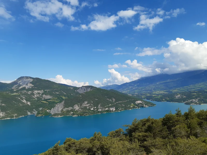 Le lac de Serre-Ponçon · © florimont.tilliere