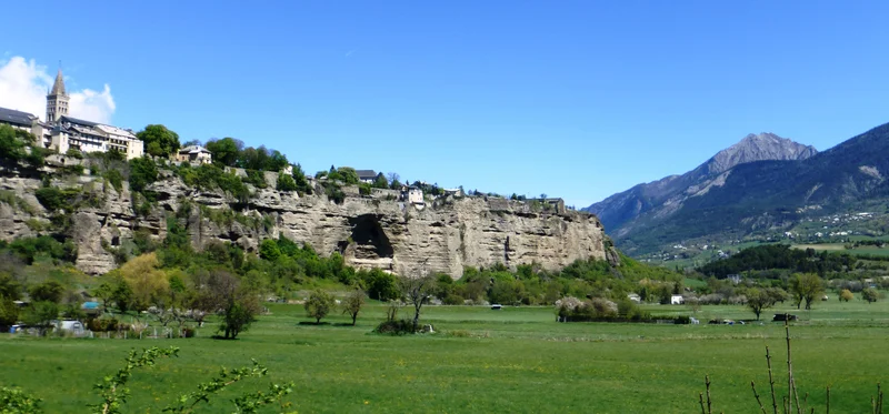 Le roc d'Embrun · © florimont.tilliere