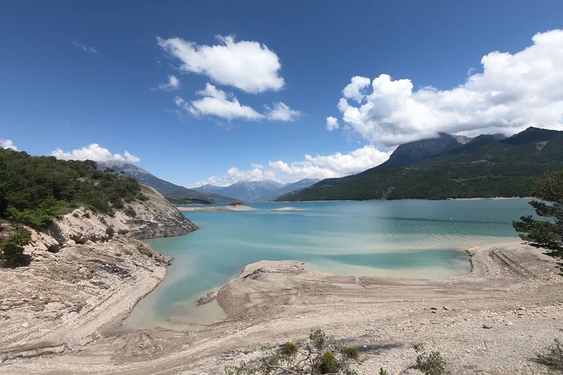 Au bord du Lac · © Amélie Vallier