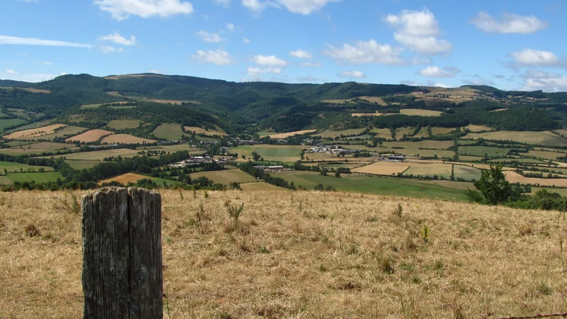 La vallée de l'Olip depuis le plateau de Courry · © EmilieMoreau