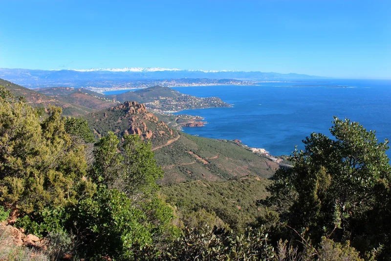 Randonnée Le petit tour du Cap Roux — Saint-Raphaël